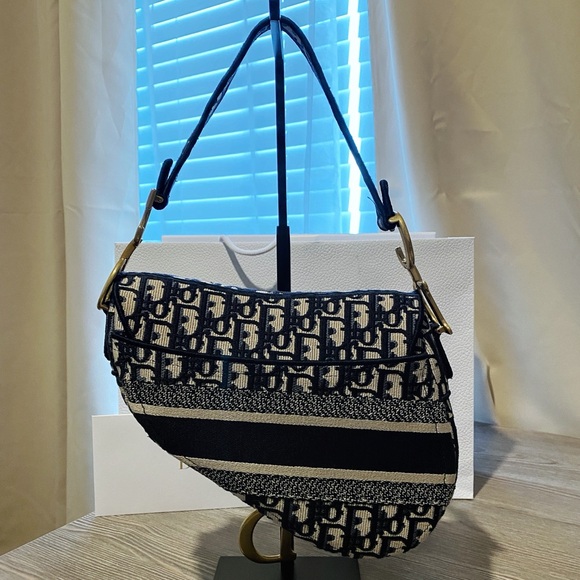 Dior - Saddle Bag (Blue Dior Oblique Embroidery) #UsedlikeNew - Picture 2 of 7